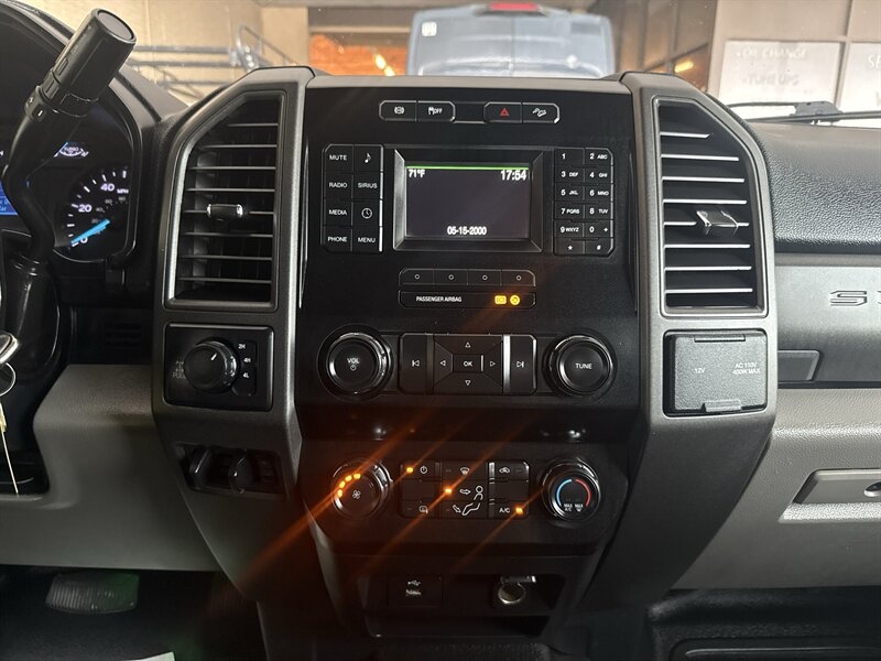 2019 Ford F-250 XL   - Photo 27 - Arlington, TX 76011