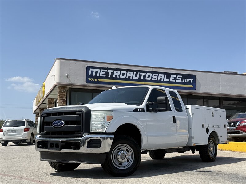 2012 Ford F-250 Super Duty XL  