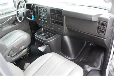 2020 Chevrolet Express 2500   - Photo 32 - Arlington, TX 76011