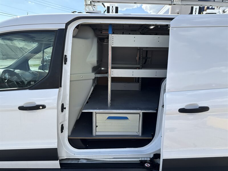 2015 Ford Transit Connect XL - Photo 14 - Arlington, TX 76011