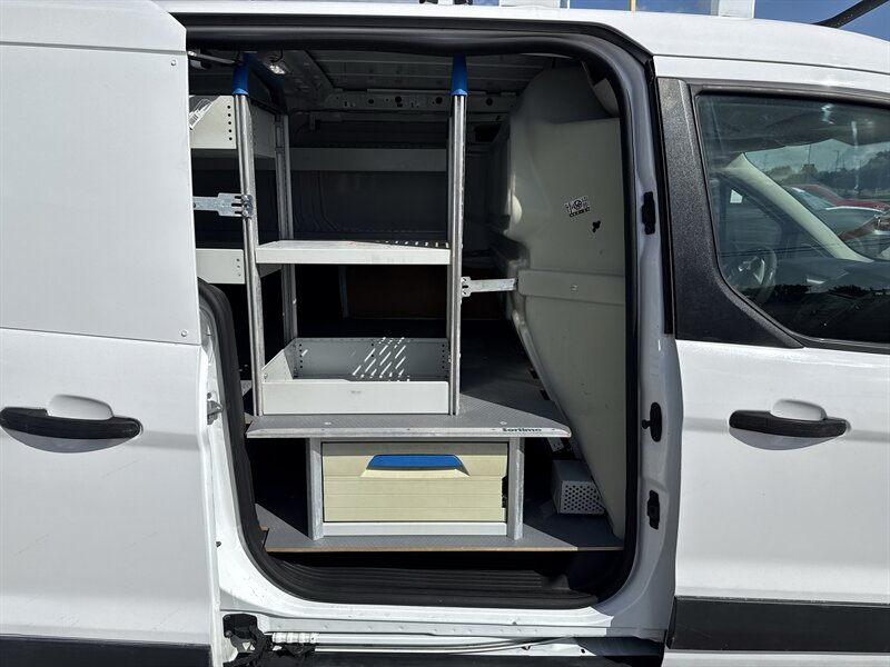 2015 Ford Transit Connect XL - Photo 17 - Arlington, TX 76011