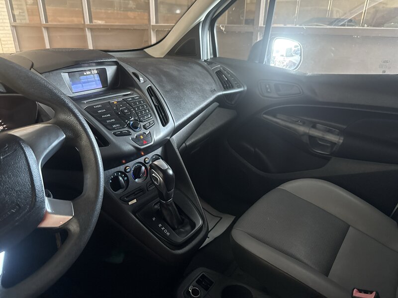 2015 Ford Transit Connect XL - Photo 24 - Arlington, TX 76011
