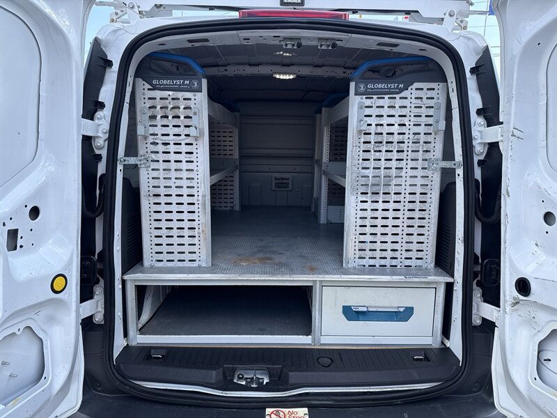 2015 Ford Transit Connect XL - Photo 7 - Arlington, TX 76011