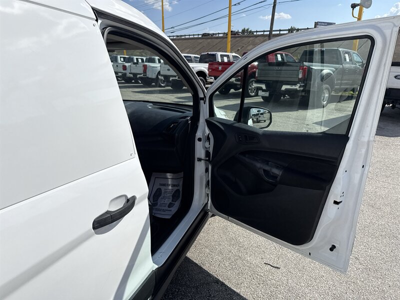 2015 Ford Transit Connect XL - Photo 15 - Arlington, TX 76011