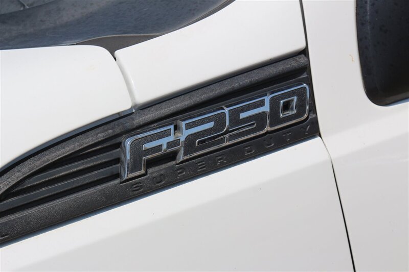 2015 Ford F-250 Super Duty XL - Photo 15 - Arlington, TX 76011