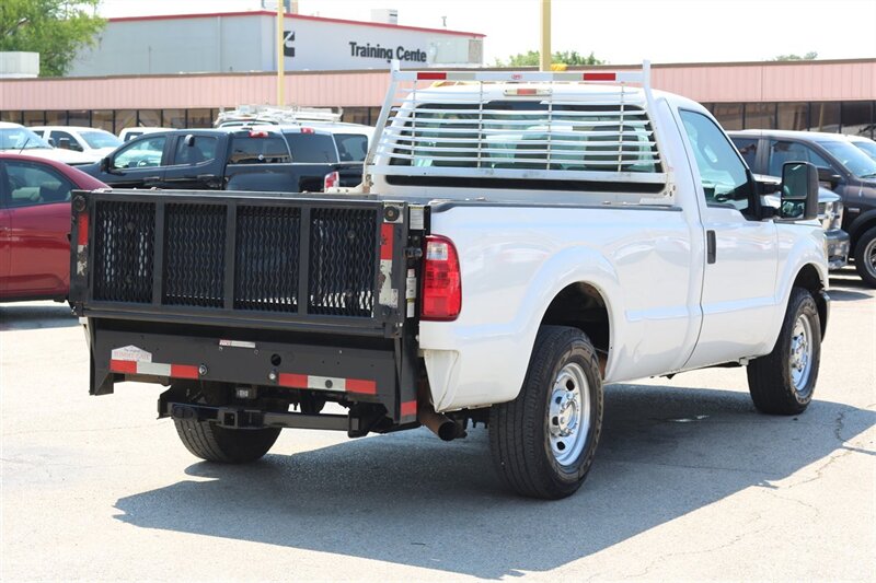 2015 Ford F-250 Super Duty XL - Photo 9 - Arlington, TX 76011
