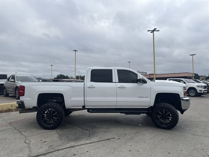 2017 Chevrolet Silverado 2500 LT - Photo 4 - Arlington, TX 76011