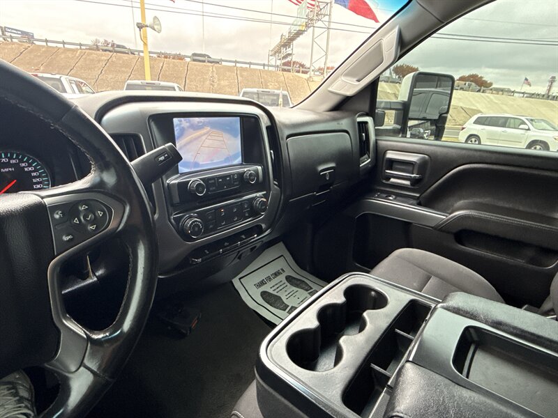 2017 Chevrolet Silverado 2500 LT - Photo 27 - Arlington, TX 76011