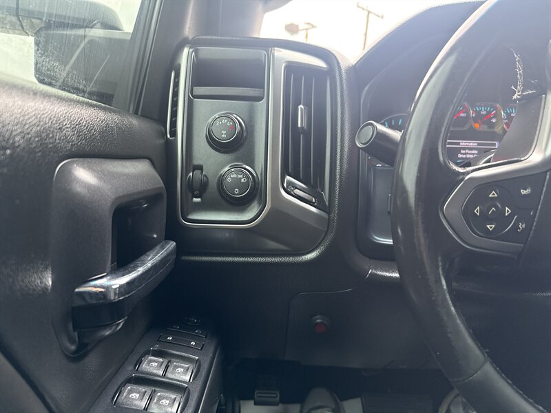 2017 Chevrolet Silverado 2500 LT - Photo 21 - Arlington, TX 76011