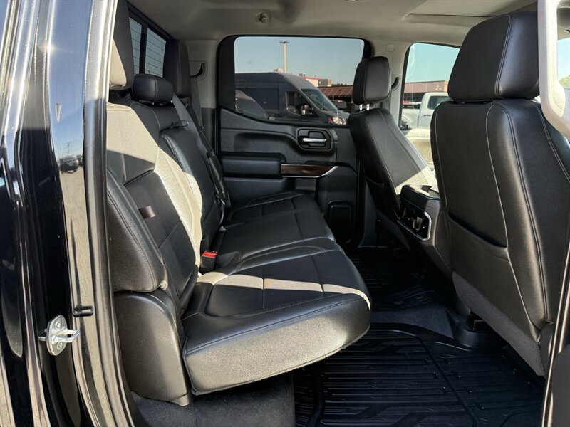 2022 GMC Sierra 1500 Limited SLT - Photo 21 - Arlington, TX 76011