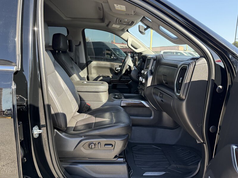 2022 GMC Sierra 1500 Limited SLT - Photo 19 - Arlington, TX 76011