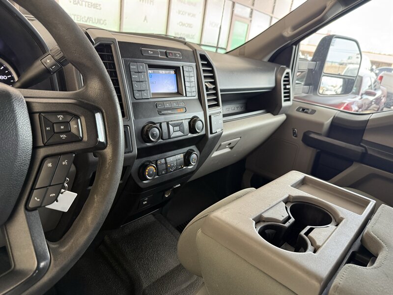 2022 Ford F-350 Super Duty XL - Photo 25 - Arlington, TX 76011