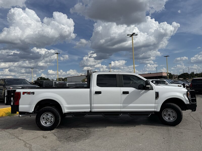 2022 Ford F-350 Super Duty XL - Photo 4 - Arlington, TX 76011