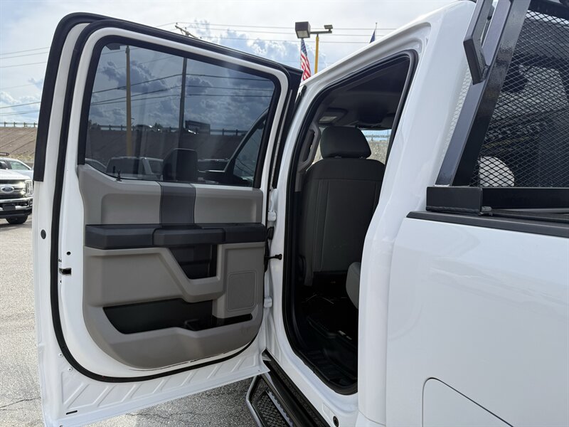 2022 Ford F-350 Super Duty XL - Photo 15 - Arlington, TX 76011