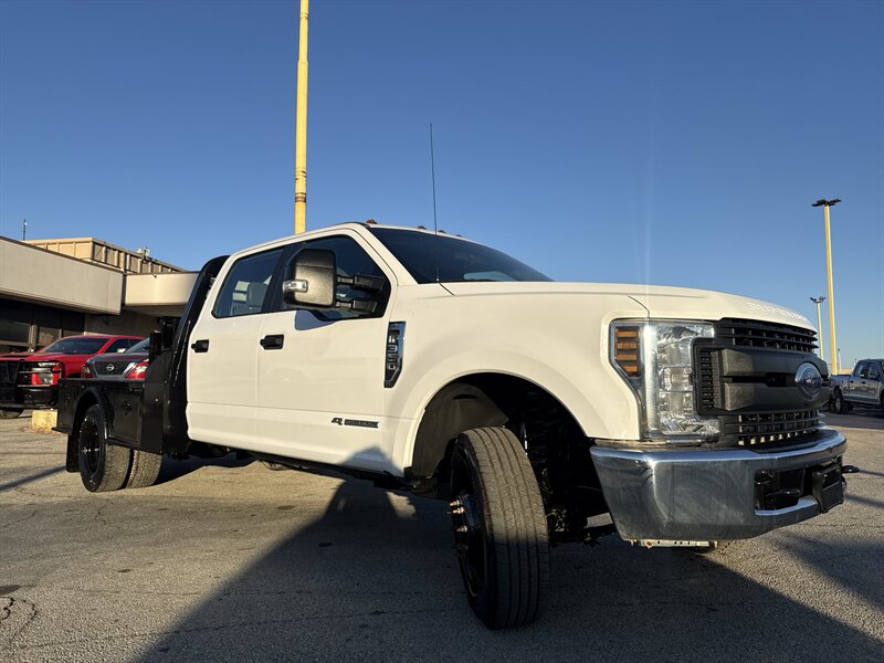 2018 Ford F-350 XL - Photo 3 - Arlington, TX 76011