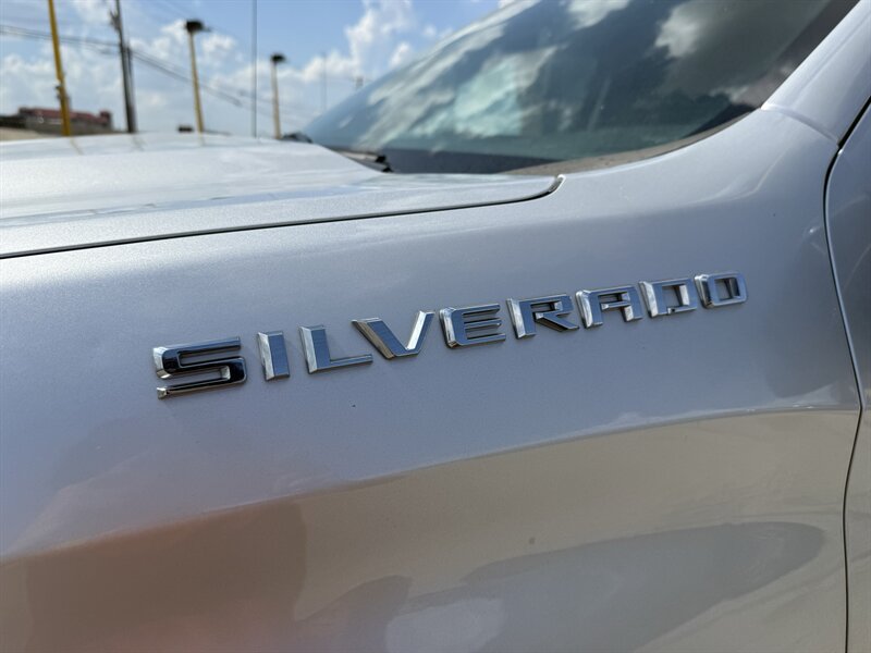 2020 Chevrolet Silverado 1500 LT - Photo 12 - Arlington, TX 76011