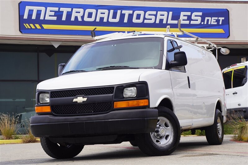2010 Chevrolet Express Cargo 2500   - Photo 1 - Arlington, TX 76011