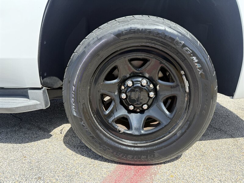 2016 Chevrolet Tahoe Police - Photo 11 - Arlington, TX 76011
