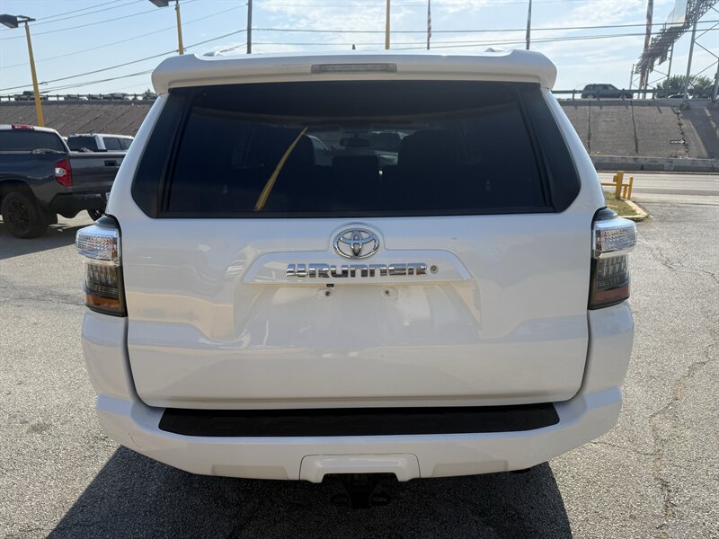 2014 Toyota 4Runner SR5 - Photo 6 - Arlington, TX 76011