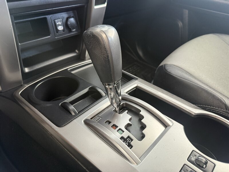 2014 Toyota 4Runner SR5 - Photo 23 - Arlington, TX 76011