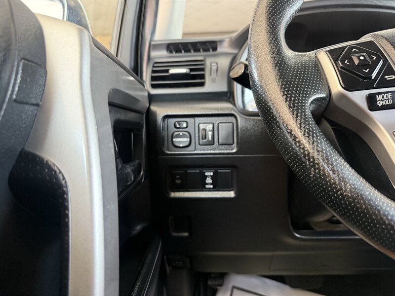 2014 Toyota 4Runner SR5 - Photo 20 - Arlington, TX 76011