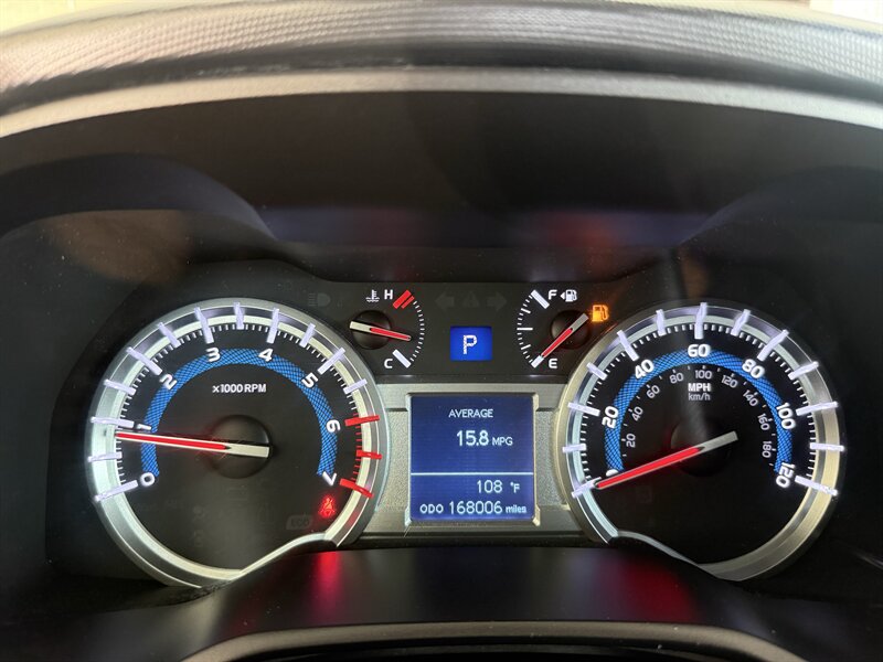 2014 Toyota 4Runner SR5 - Photo 22 - Arlington, TX 76011