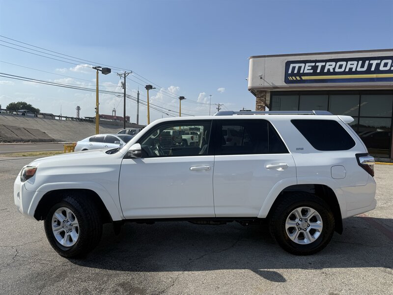 2014 Toyota 4Runner SR5 - Photo 9 - Arlington, TX 76011