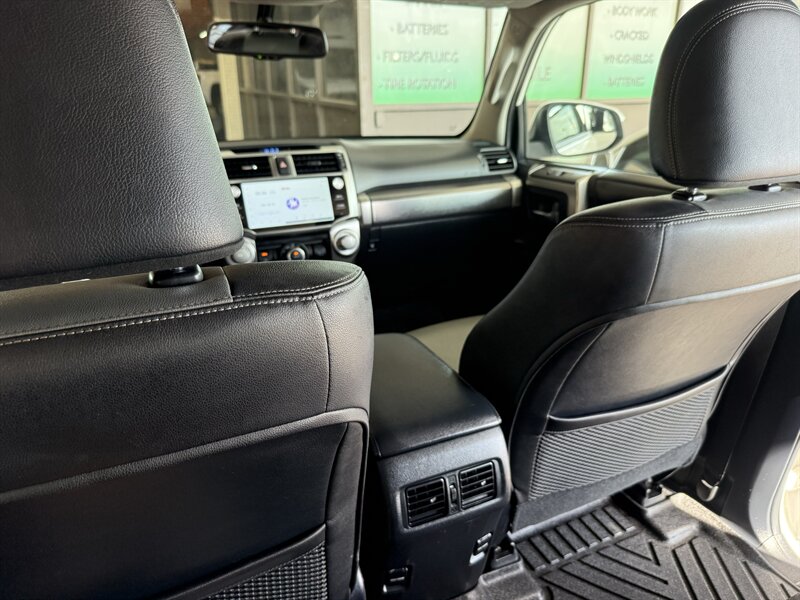 2014 Toyota 4Runner SR5 - Photo 28 - Arlington, TX 76011