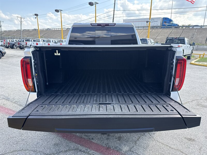 2022 GMC Sierra 1500 Denali Ultimate - Photo 7 - Arlington, TX 76011