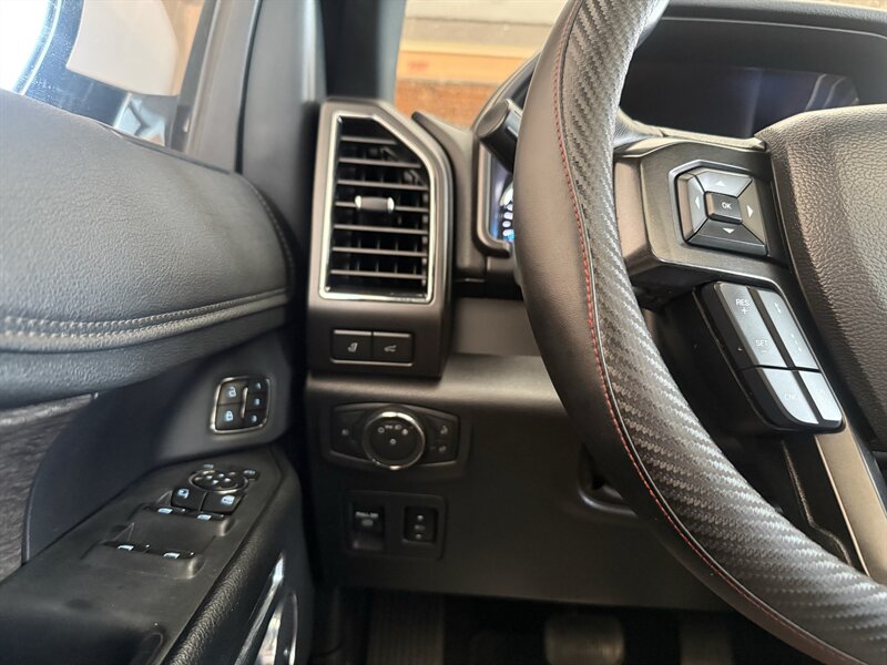 2019 Ford Expedition Limited - Photo 20 - Arlington, TX 76011