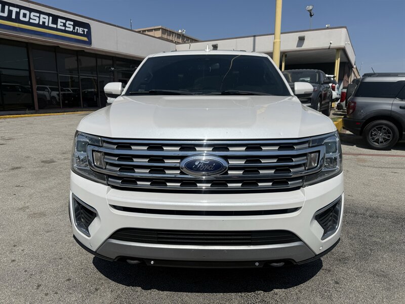 2019 Ford Expedition Limited - Photo 2 - Arlington, TX 76011