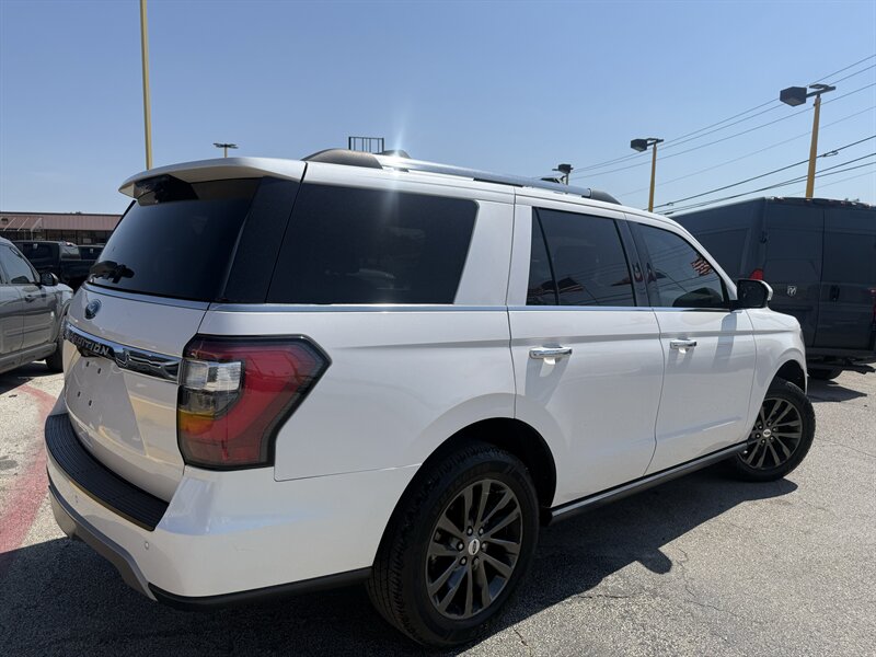 2019 Ford Expedition Limited - Photo 5 - Arlington, TX 76011