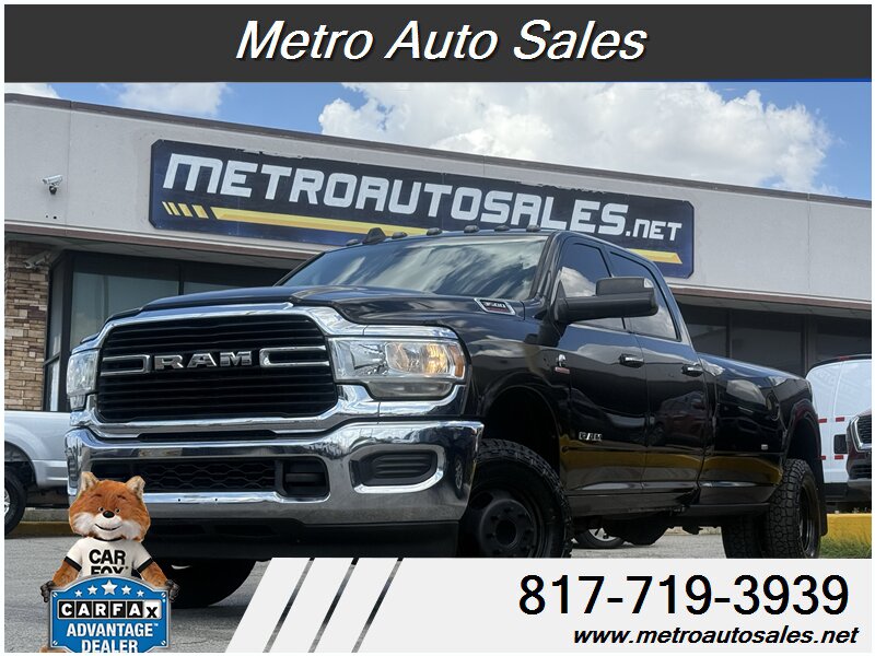 2019 RAM 3500 Big Horn   - Photo 1 - Arlington, TX 76011