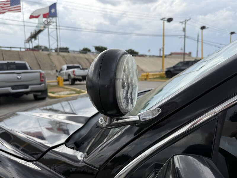 2017 Chevrolet Tahoe Police - Photo 12 - Arlington, TX 76011