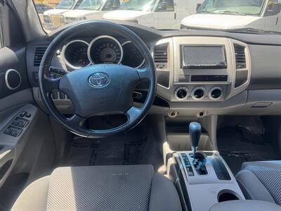 2006 Toyota Tacoma PreRunner V6   - Photo 11 - Gilroy, CA 95020