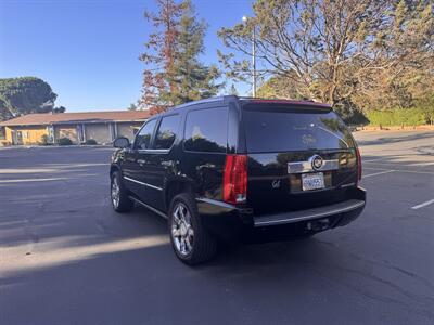2007 Cadillac Escalade luxury - Photo 4 - Gilroy, CA 95020