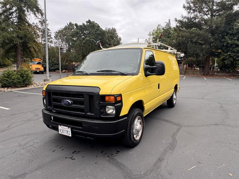 2013 Ford E-Series Econoline Van Commercial