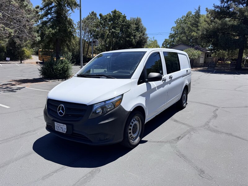 2017 Mercedes-Benz Metris Cargo   - Photo 1 - Gilroy, CA 95020