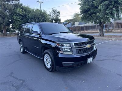 2019 Chevrolet Suburban LT - Photo 3 - Gilroy, CA 95020