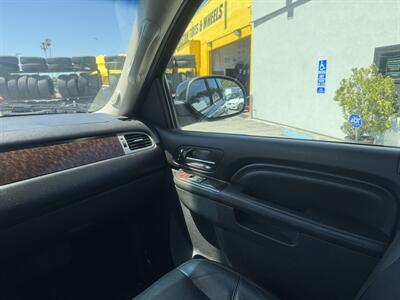 2013 GMC Yukon Denali Hybrid   - Photo 13 - Gilroy, CA 95020