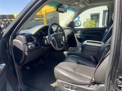 2013 GMC Yukon Denali Hybrid   - Photo 9 - Gilroy, CA 95020