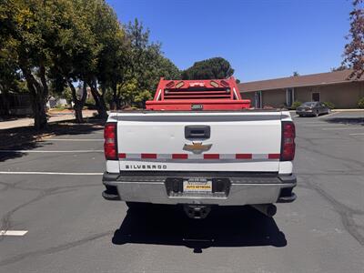 2018 Chevrolet Silverado 3500 HD 4x4 diesel - Photo 5 - Gilroy, CA 95020