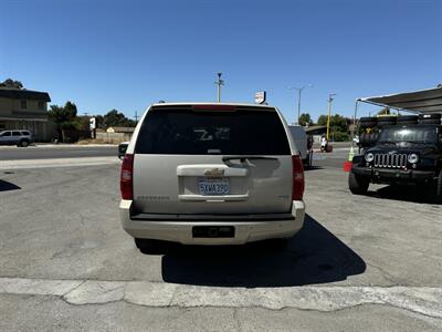 2007 Chevrolet Suburban LT   - Photo 5 - Gilroy, CA 95020