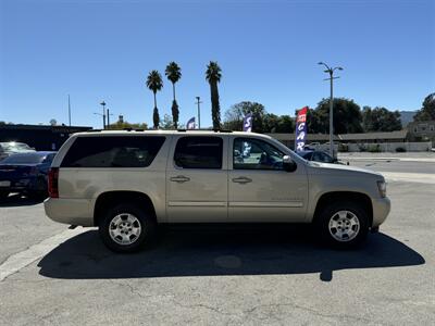 2007 Chevrolet Suburban LT   - Photo 8 - Gilroy, CA 95020