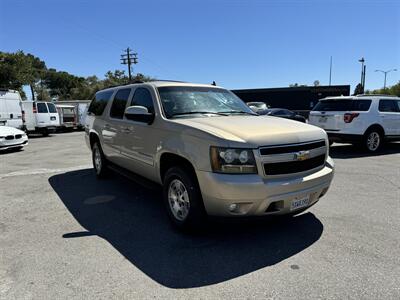 2007 Chevrolet Suburban LT   - Photo 3 - Gilroy, CA 95020