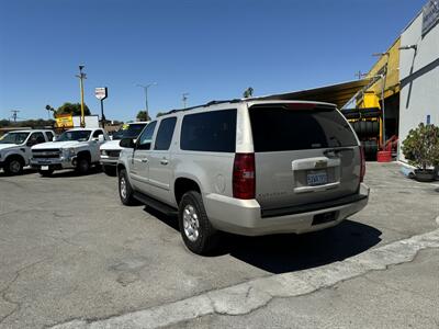 2007 Chevrolet Suburban LT   - Photo 4 - Gilroy, CA 95020