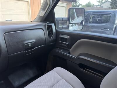 2019 Chevrolet Silverado 2500 Work Truck   - Photo 10 - Gilroy, CA 95020