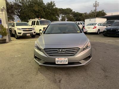 2017 Hyundai Sonata SE   - Photo 2 - Gilroy, CA 95020