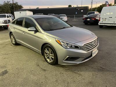 2017 Hyundai Sonata SE   - Photo 3 - Gilroy, CA 95020