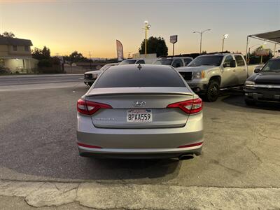 2017 Hyundai Sonata SE   - Photo 5 - Gilroy, CA 95020